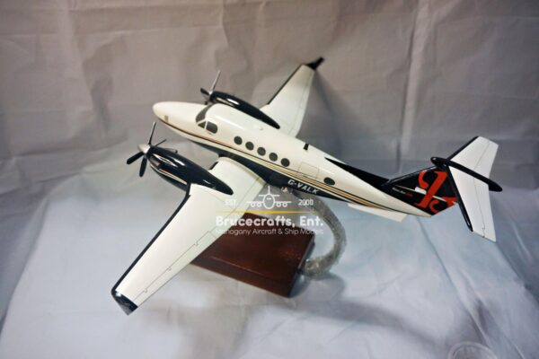 B250 Super King Air G-VALK - Image 7